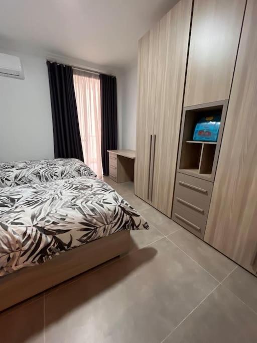 3 Bedroom Seaside Luxury Accommodation - Sleeps 8 セント・ポールズ・ベイ エクステリア 写真