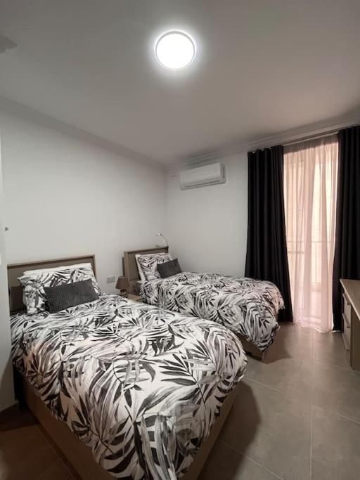 3 Bedroom Seaside Luxury Accommodation - Sleeps 8 セント・ポールズ・ベイ エクステリア 写真